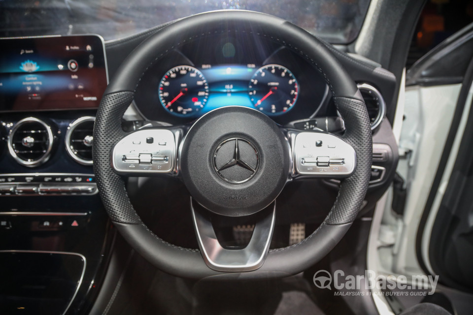 Mercedes-Benz GLC Coupe C253 Facelift (2019) Interior