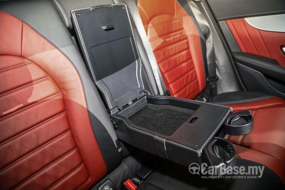 Mercedes-Benz GLC Coupe C253 Facelift (2019) Interior