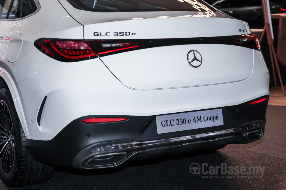 Mercedes-Benz GLC Coupe C254 (2023) Exterior