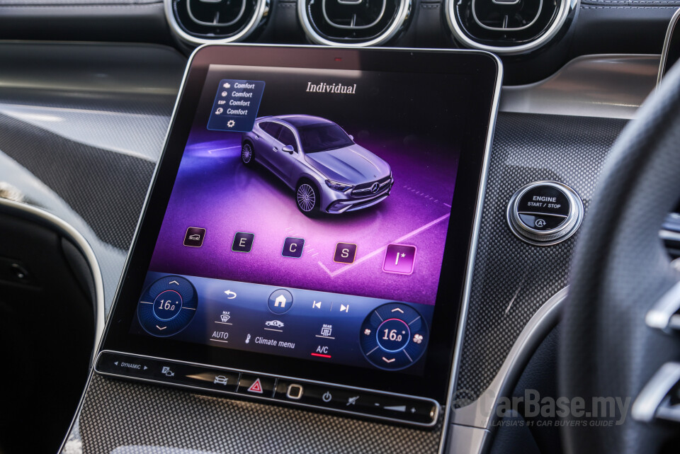 Mercedes-Benz GLC Coupe C254 (2023) Interior