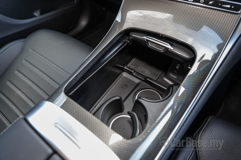 Mercedes-Benz GLC Coupe C254 (2023) Interior