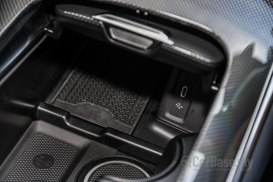Mercedes-Benz GLC Coupe C254 (2023) Interior