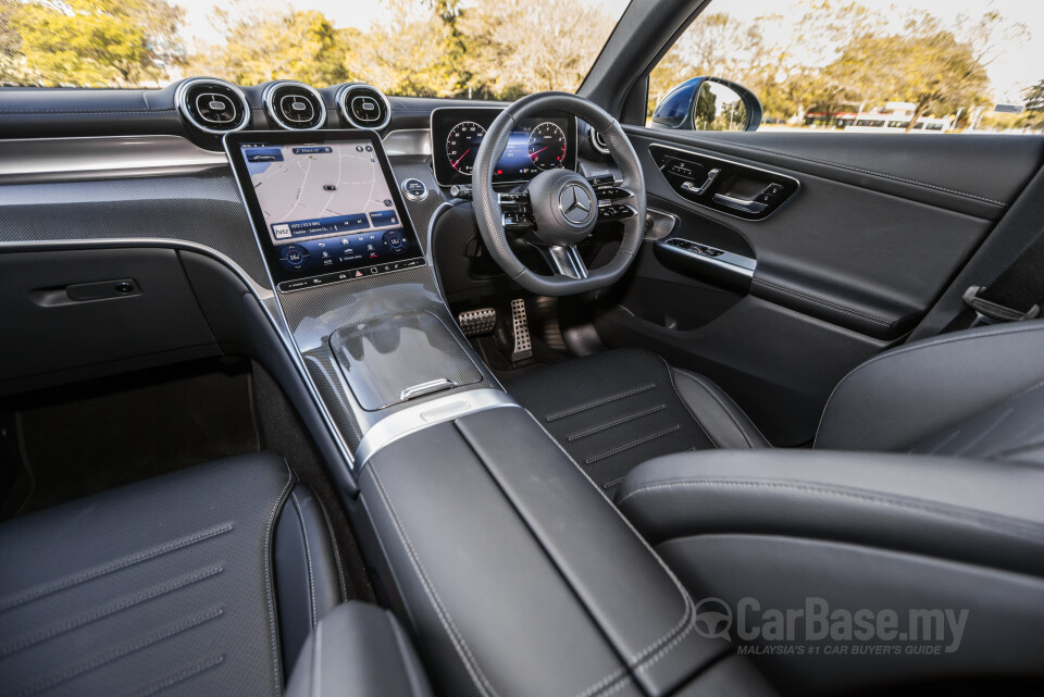 Mercedes-Benz GLC Coupe C254 (2023) Interior
