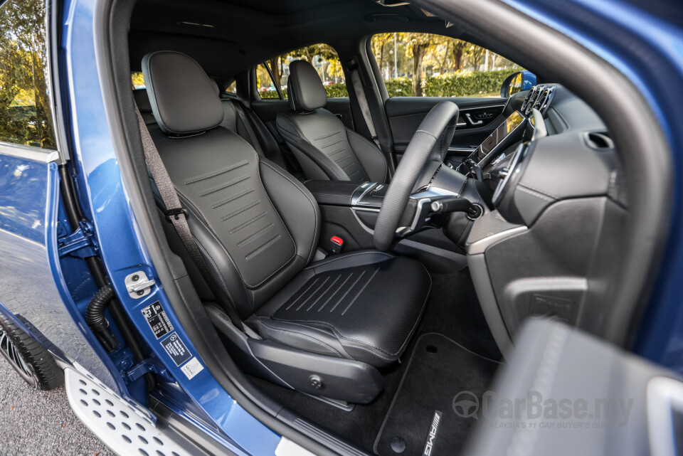 Mercedes-Benz GLC Coupe C254 (2023) Interior