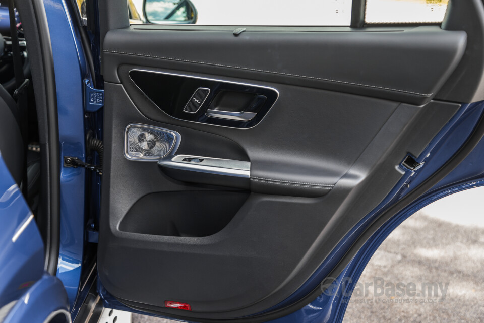 Mercedes-Benz GLC Coupe C254 (2023) Interior