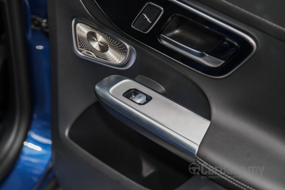 Mercedes-Benz GLC Coupe C254 (2023) Interior