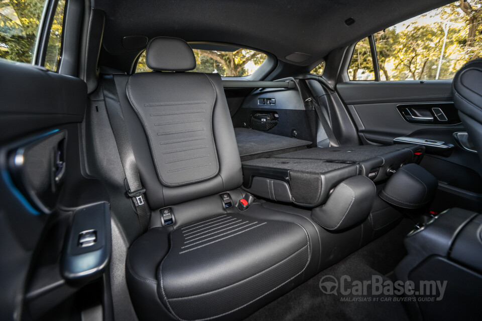Mercedes-Benz GLC Coupe C254 (2023) Interior