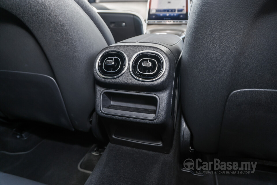 Mercedes-Benz GLC Coupe C254 (2023) Interior