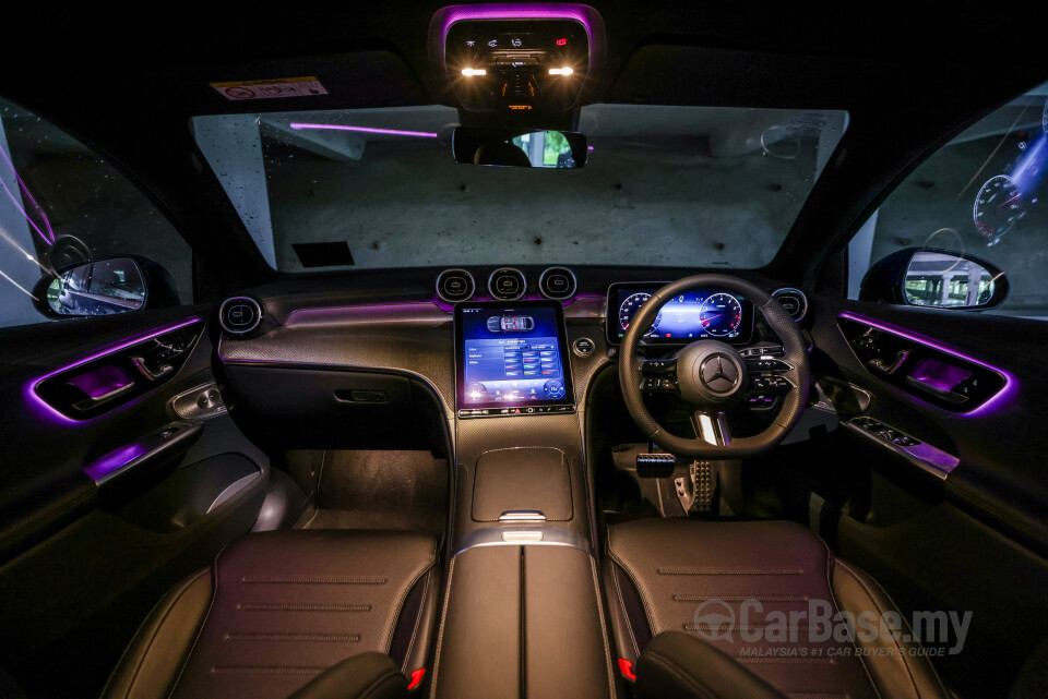 Mercedes-Benz GLC Coupe C254 (2023) Interior