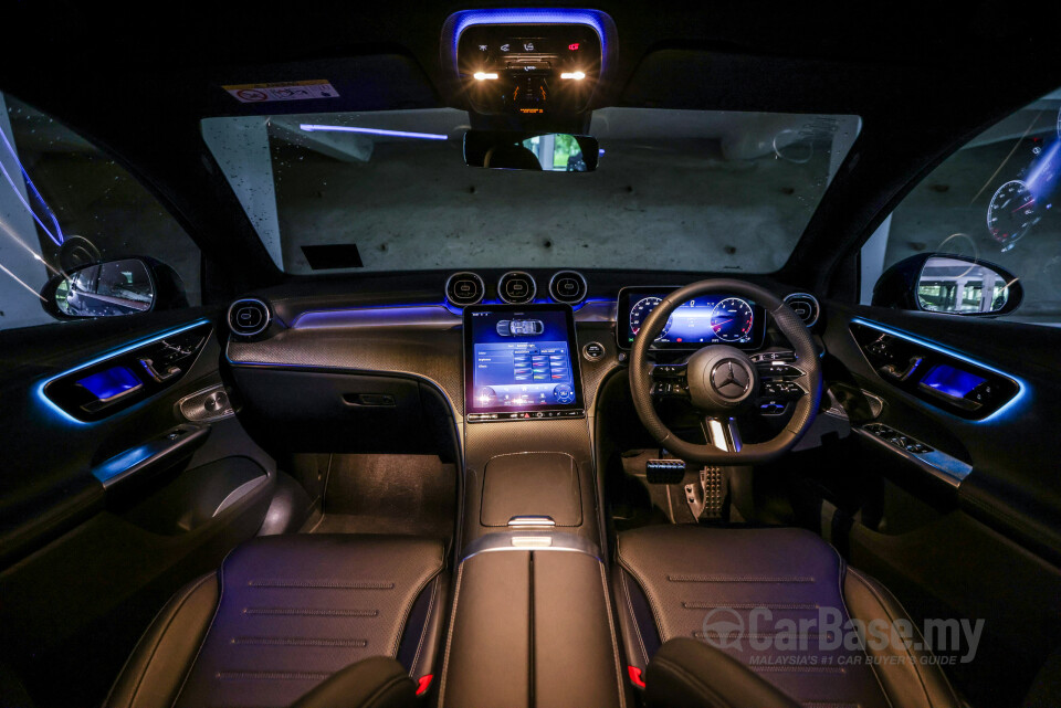 Mercedes-Benz GLC Coupe C254 (2023) Interior