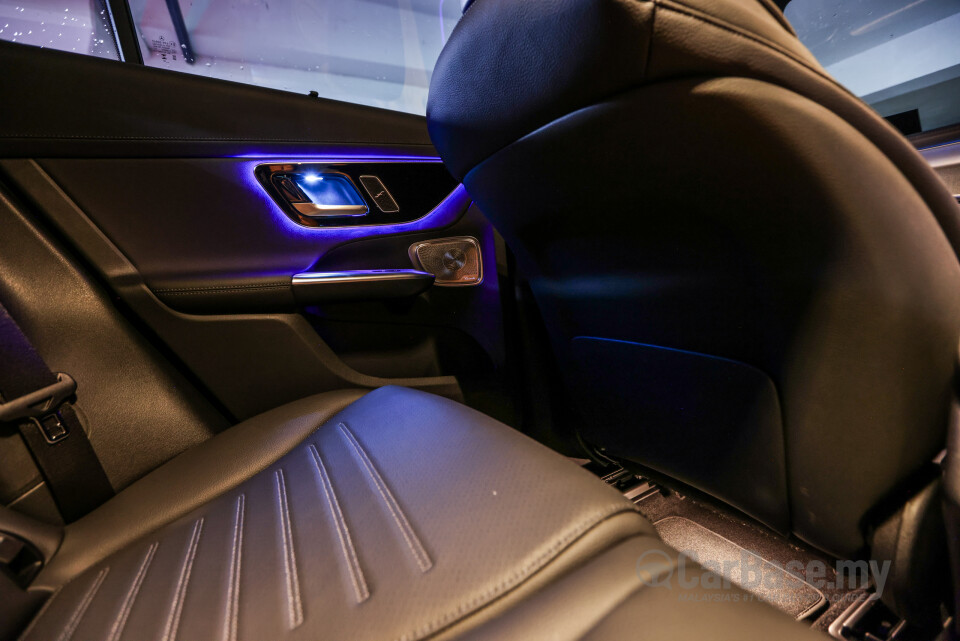 Mercedes-Benz GLC Coupe C254 (2023) Interior