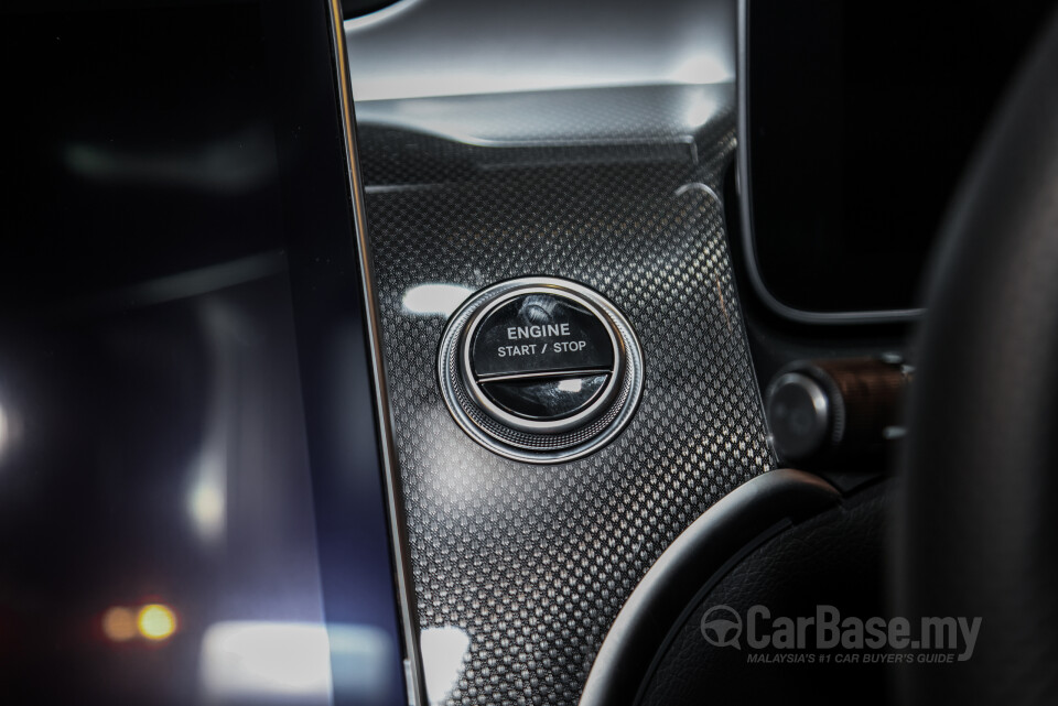 Mercedes-Benz GLC Coupe C254 (2023) Interior
