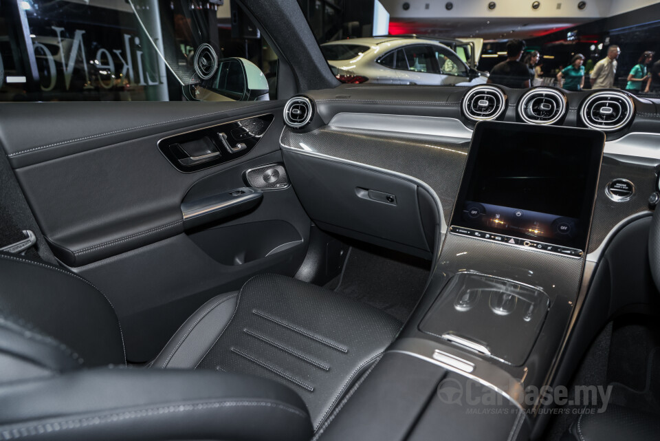 Mercedes-Benz GLC Coupe C254 (2023) Interior