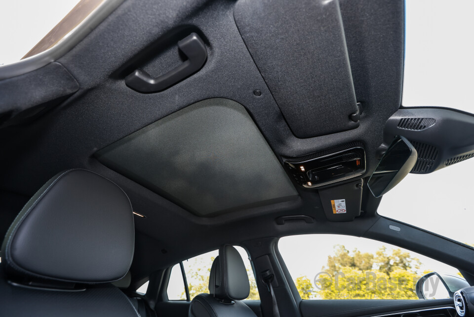 Mercedes-Benz GLC Coupe C254 (2023) Interior