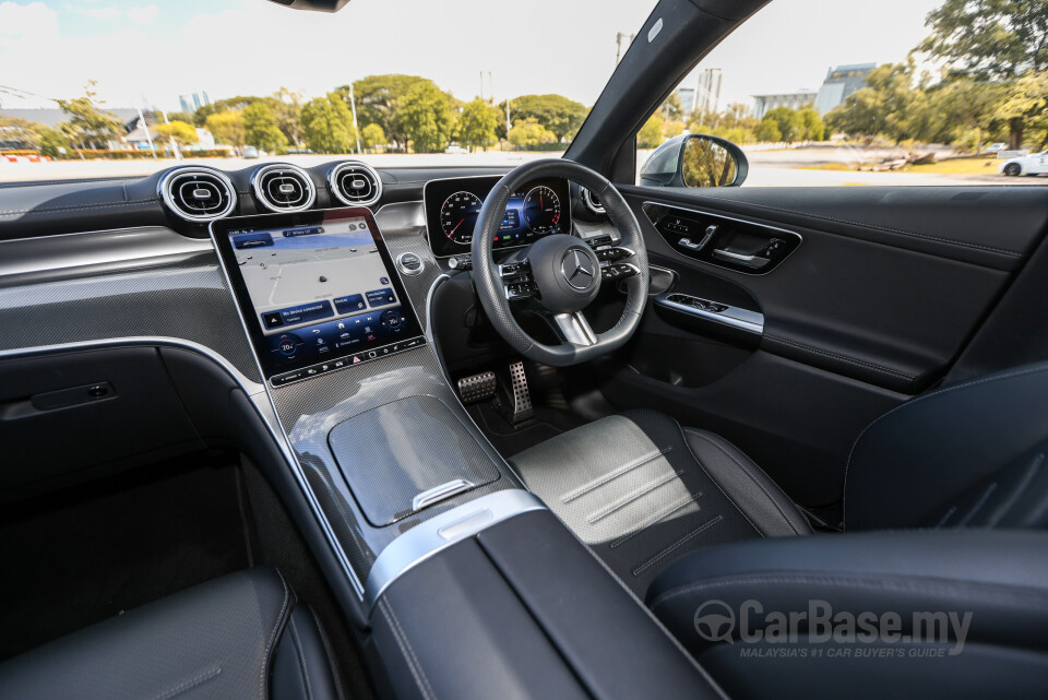 Mercedes-Benz GLC Coupe C254 (2023) Interior
