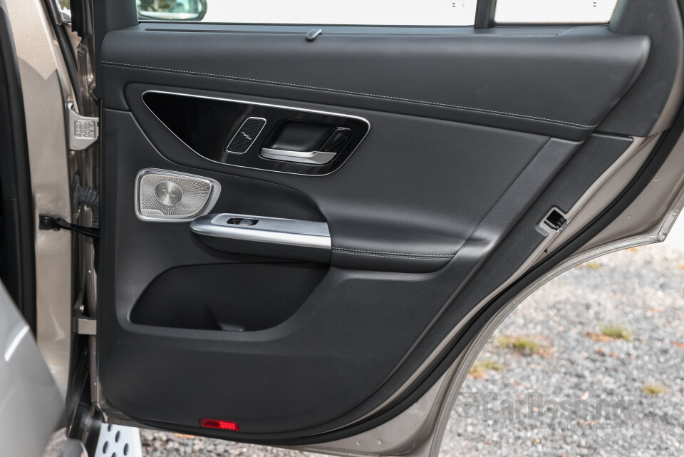 Mercedes-Benz GLC Coupe C254 (2023) Interior