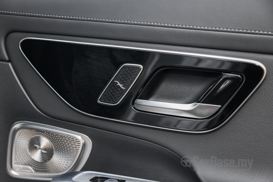 Mercedes-Benz GLC Coupe C254 (2023) Interior