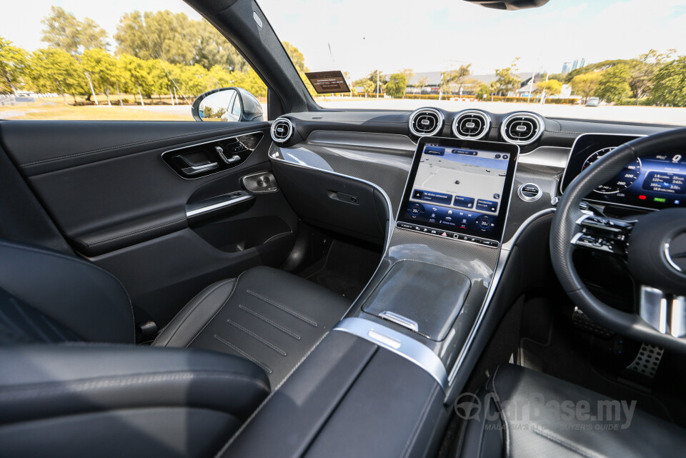 Mercedes-Benz GLC Coupe C254 (2023) Interior