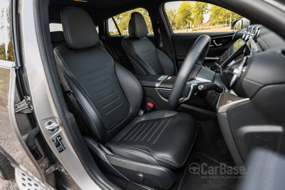 Mercedes-Benz GLC Coupe C254 (2023) Interior