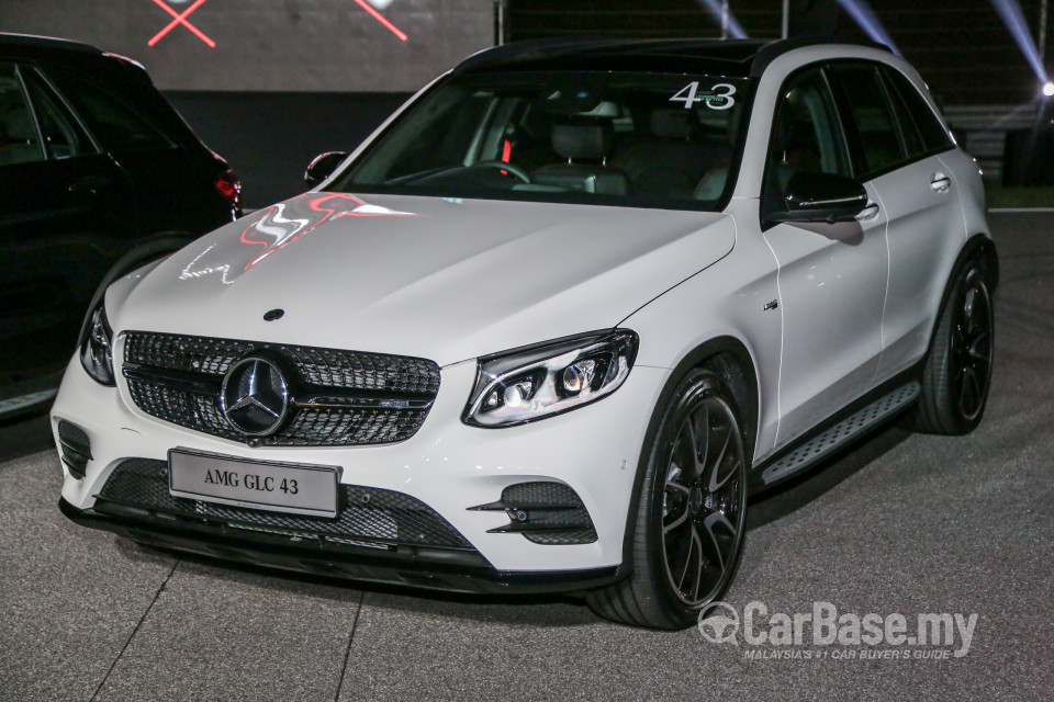 Mercedes-Benz AMG GLC X253 (2017) Exterior