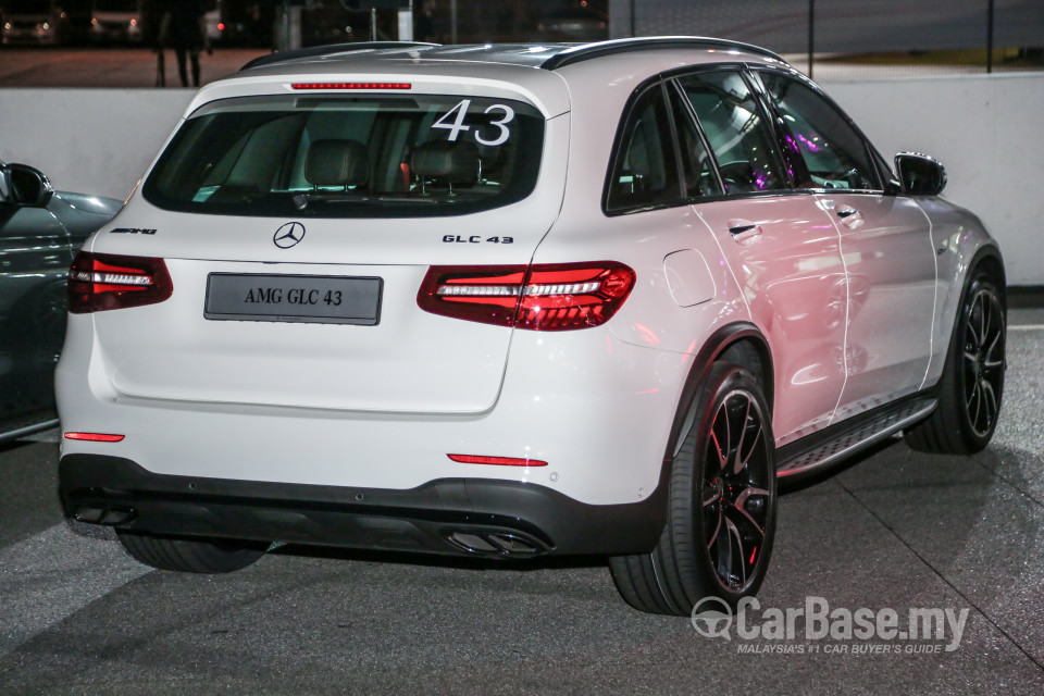 Mercedes-Benz AMG GLC X253 (2017) Exterior