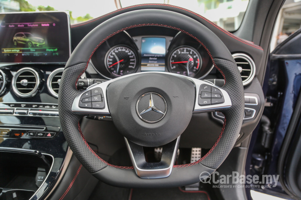 Mercedes-Benz AMG GLC X253 (2017) Interior