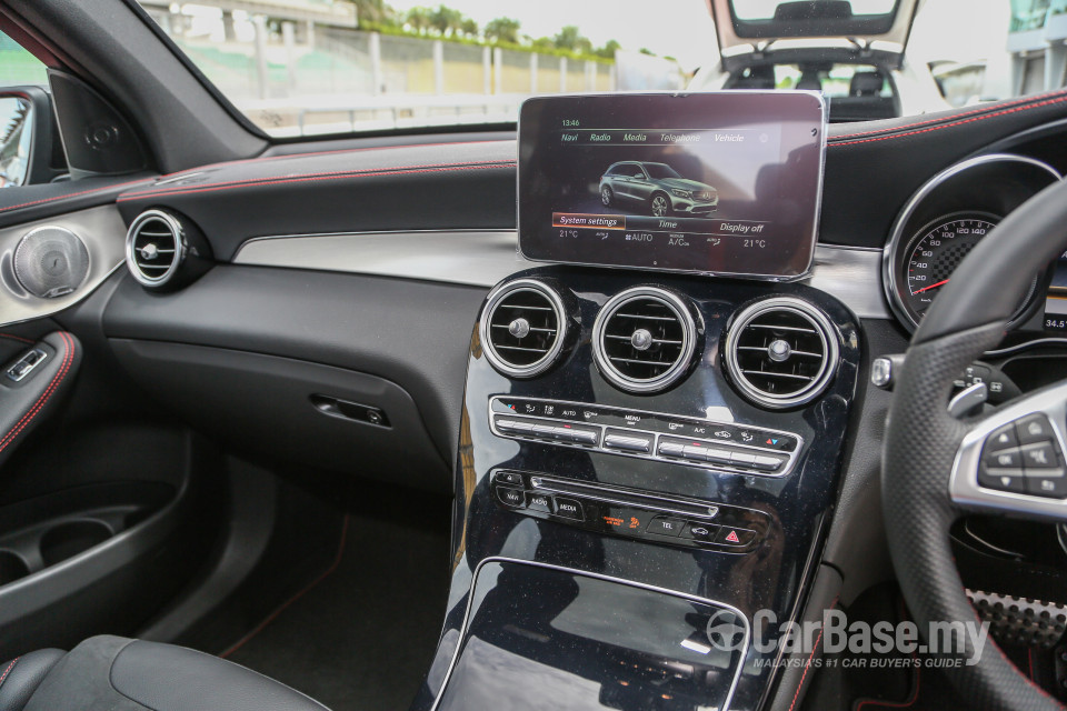 Mercedes-Benz AMG GLC X253 (2017) Interior