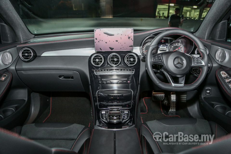 Mercedes-Benz AMG GLC X253 (2017) Interior