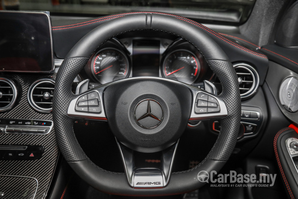Mercedes-Benz AMG GLC X253 (2017) Interior