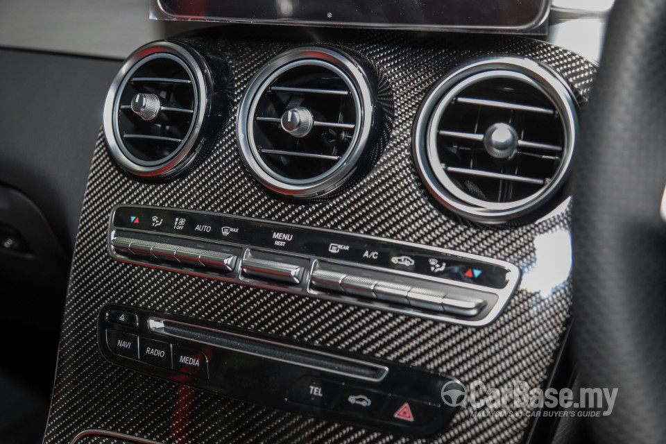 Mercedes-Benz AMG GLC X253 (2017) Interior