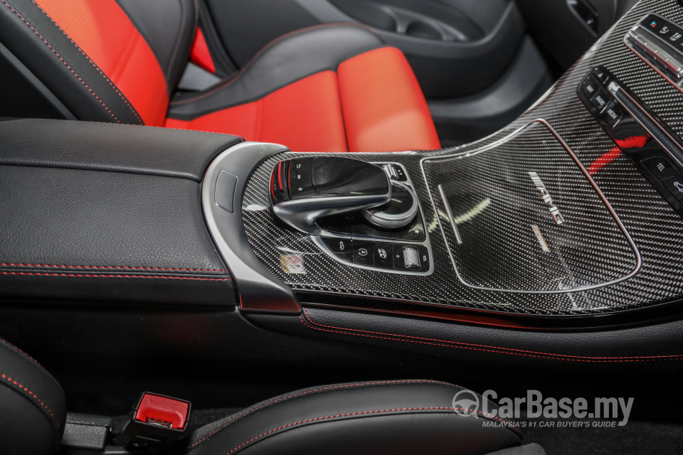 Mercedes-Benz AMG GLC X253 (2017) Interior
