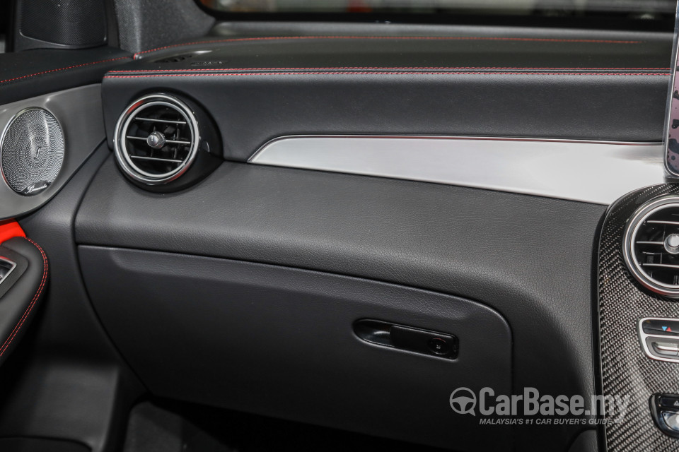 Mercedes-Benz AMG GLC X253 (2017) Interior