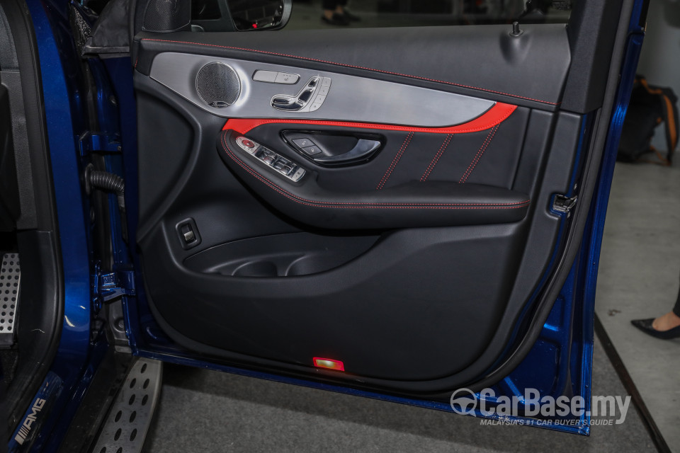Mercedes-Benz AMG GLC X253 (2017) Interior