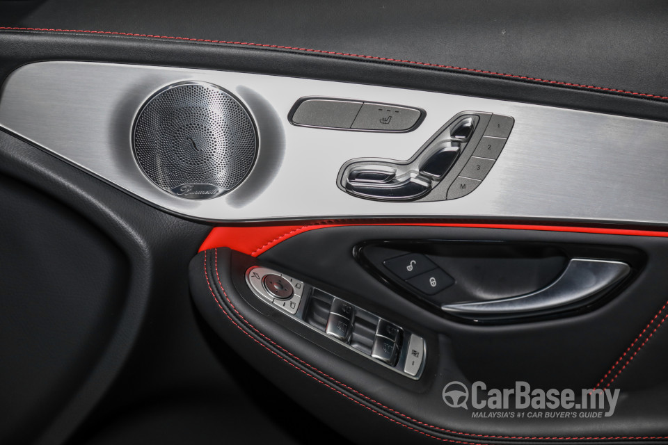 Mercedes-Benz AMG GLC X253 (2017) Interior