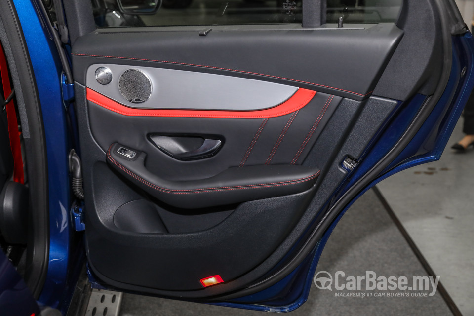 Mercedes-Benz AMG GLC X253 (2017) Interior