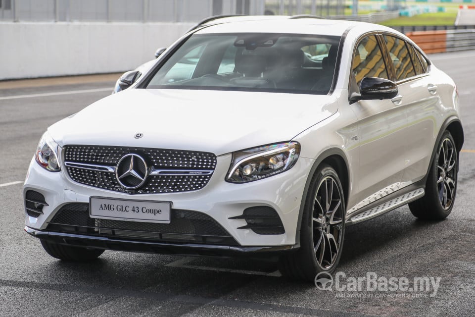 Mercedes-Benz AMG GLC Coupe C253 (2017) Exterior