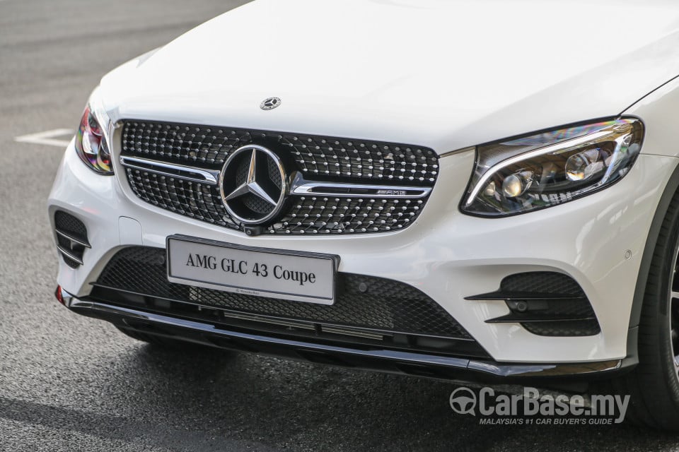 Mercedes-Benz AMG GLC Coupe C253 (2017) Exterior