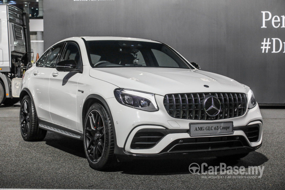 Mercedes-Benz AMG GLC Coupe C253 (2017) Exterior