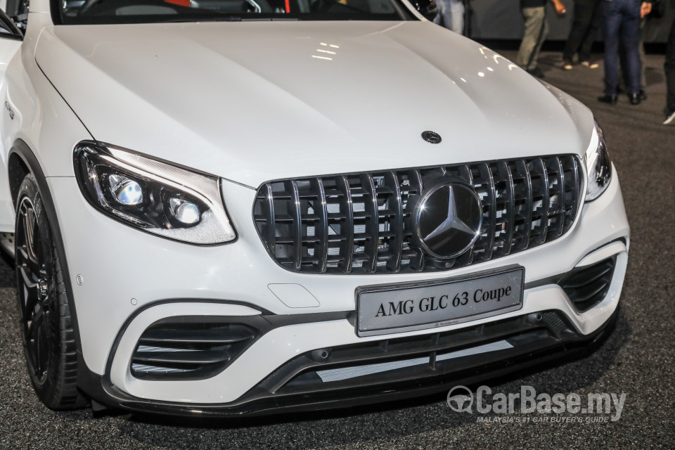 Mercedes-Benz AMG GLC Coupe C253 (2017) Exterior