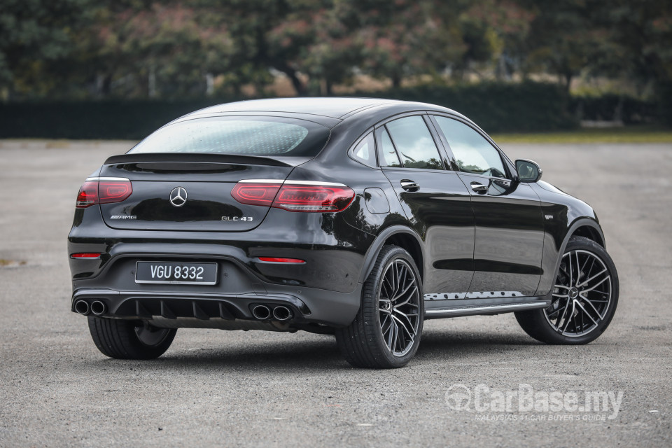 Mercedes-Benz AMG GLC Coupe C253 (2017) Exterior