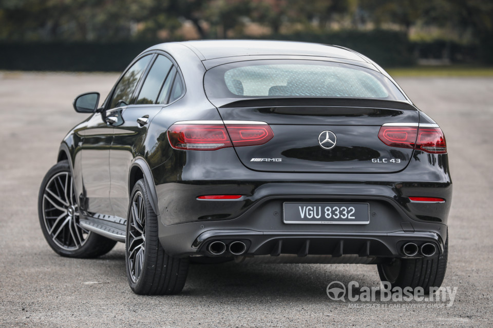 Mercedes-Benz AMG GLC Coupe C253 (2017) Exterior