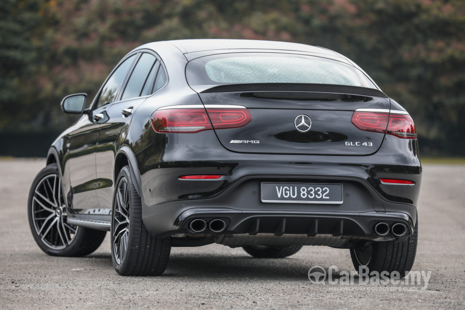 Mercedes-Benz AMG GLC Coupe C253 (2017) Exterior