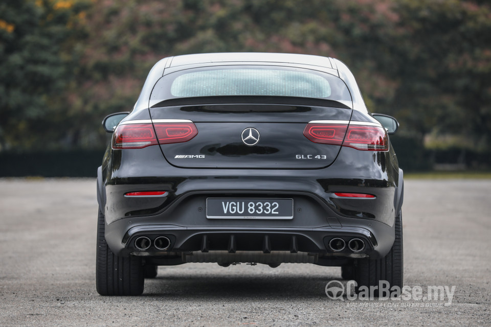 Mercedes-Benz AMG GLC Coupe C253 (2017) Exterior
