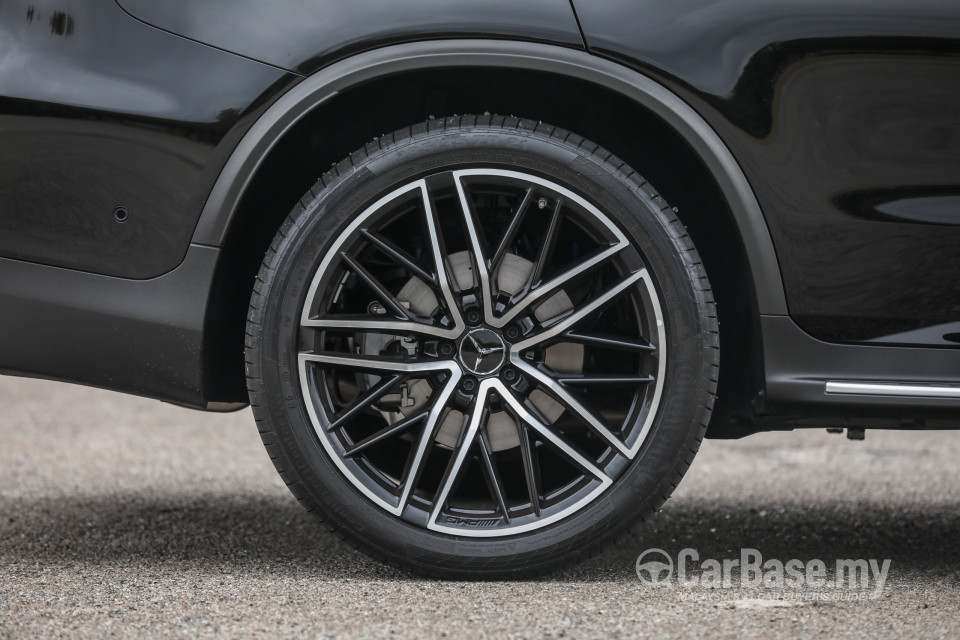 Mercedes-Benz AMG GLC Coupe C253 (2017) Exterior