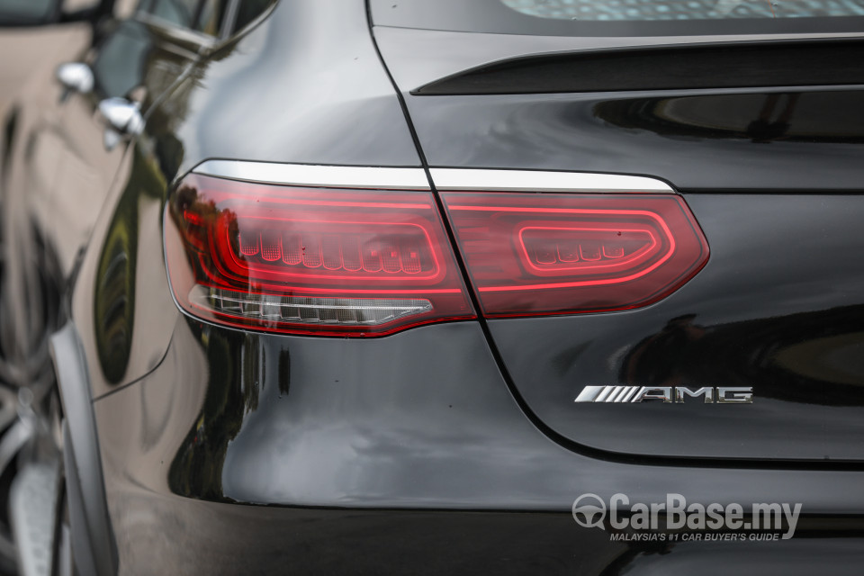 Mercedes-Benz AMG GLC Coupe C253 (2017) Exterior