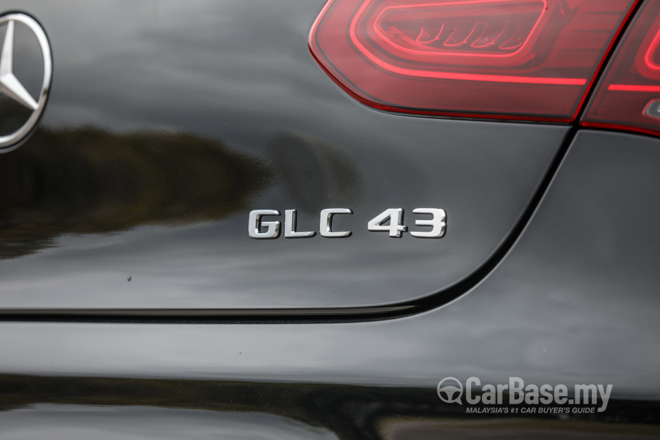 Mercedes-Benz AMG GLC Coupe C253 (2017) Exterior