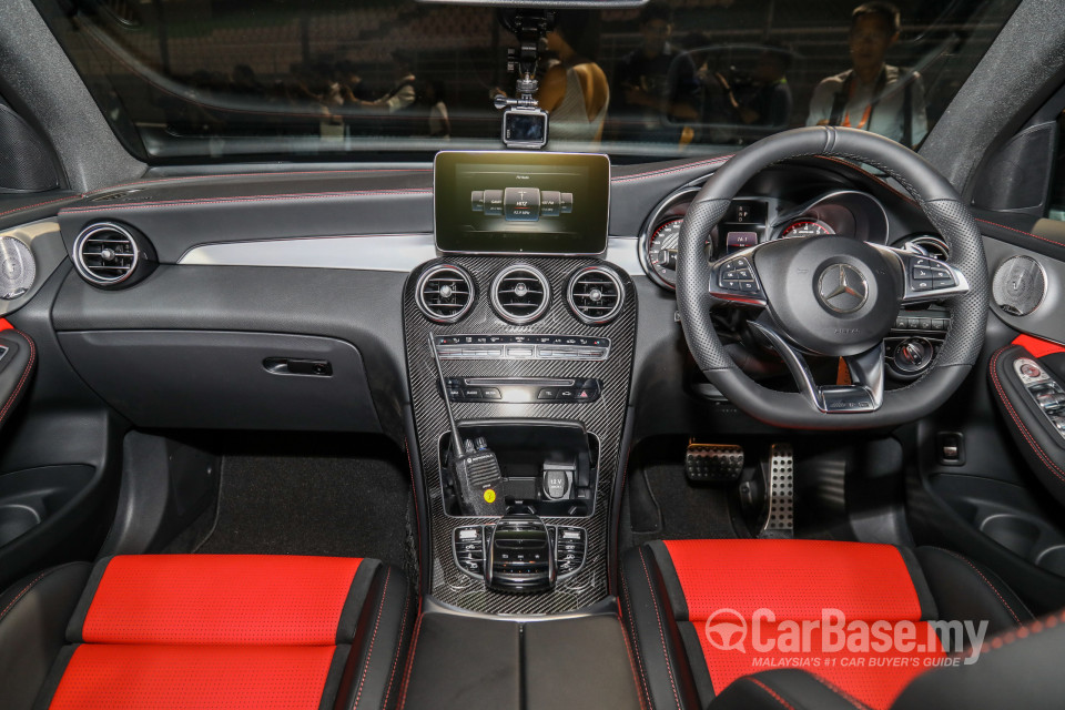 Mercedes-Benz AMG GLC Coupe C253 (2017) Interior
