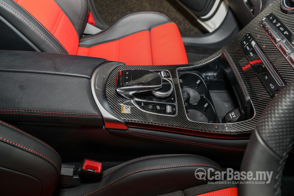 Mercedes-Benz AMG GLC Coupe C253 (2017) Interior