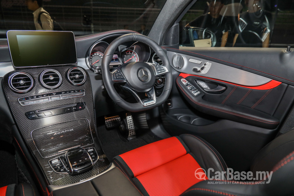 Mercedes-Benz AMG GLC Coupe C253 (2017) Interior