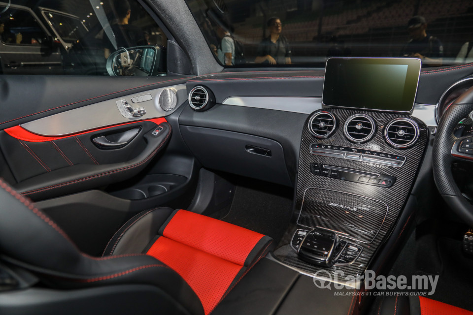 Mercedes-Benz AMG GLC Coupe C253 (2017) Interior
